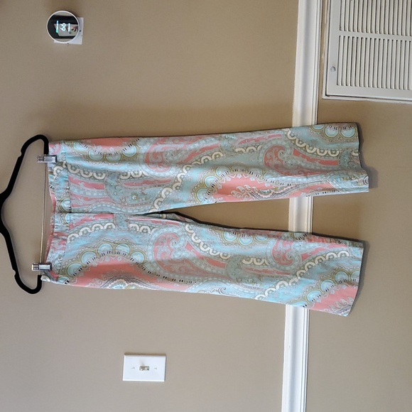 Trina Turk Paisley Print Cropped Pants In Size 8 - Picture 2 of 7